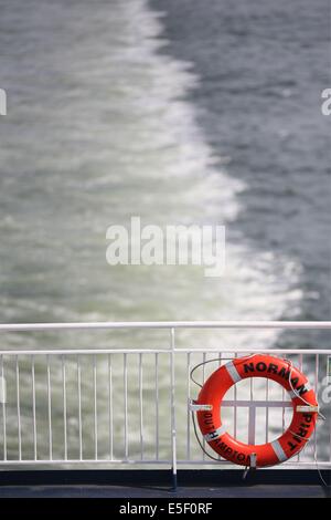 Francia, Haute Normandie / angleterre, seine Maritime, le havre / portsmouth, traversate trans manche, un bord du ferry boat, norman voyager, navigazione, en rade du havre, Foto Stock