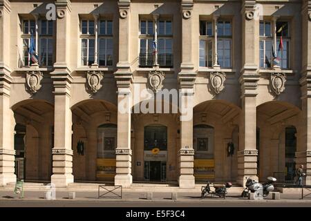 Francia, Ile de France, parigi 2e circondario, rue du louvre, facciata de la poste du louvre, Foto Stock