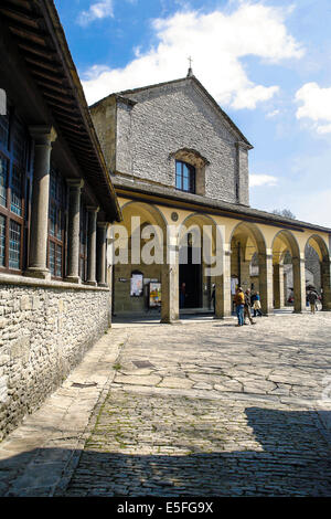 Toscana La Verna (AR): grande Basilica dedicata alla Madonna Assunta - Grande Basilica della Madonna Assunta Foto Stock