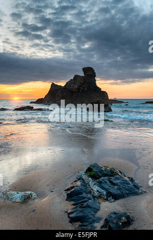 Tramonto a Porthcothan spiaggia tra Nequay e Padstow in Cornovaglia Foto Stock