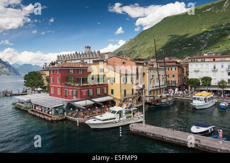 Porto, Lago di Garda, Malcesine, provincia di Verona, regione Veneto, Italia Foto Stock