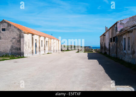 Vecchia Prigione nell' isola dell'Asinara in Sardegna, Italia Foto Stock