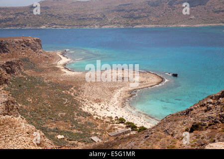 Spiaggia di Gramvousa come visto dalla fortezza veneziana, Creta, Grecia Foto Stock