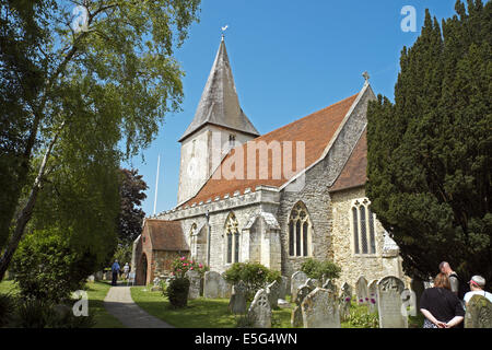 Chiesa della Santa Trinità, Bosham, West Sussex. Regno Unito. La chiesa più antica nel Sussex - 1300 anni. Re Canuto la figlia di 8 anni sepolta Foto Stock