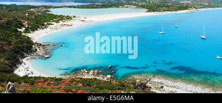 Vista aerea di Villasimius e di Porto Giunco spiaggia, Sardegna, Italia Foto Stock