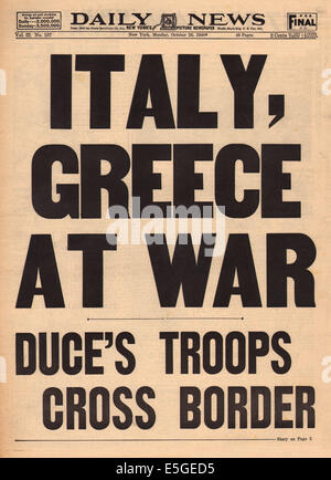 1940 Daily News (New York) pagina anteriore reporting Italia invade la Grecia Foto Stock