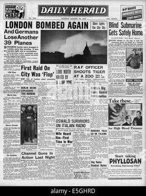 1940 Daily Herald pagina anteriore reporting Luftwaffe bombardamento su Londra Foto Stock