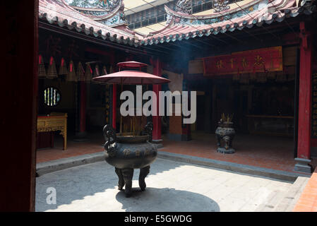 Thien Hau Pagoda, Cholon, Città di Ho Chi Minh (Saigon), la Repubblica socialista del Vietnam. Foto Stock