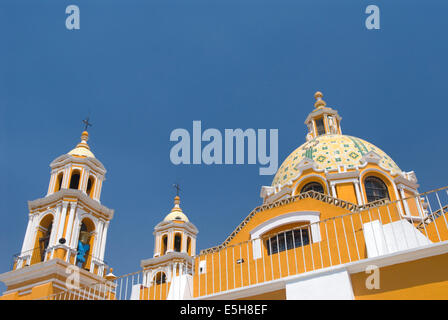 Esterno della chiesa di Neustra Senor de los Remedios o Nostra Signora di Remedios in Cholula, Messico Foto Stock