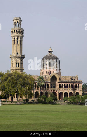 La scienza e le arti edificio di facoltà, università di Allahabad Campus di Allahabad, Uttar Pradesh, India Foto Stock