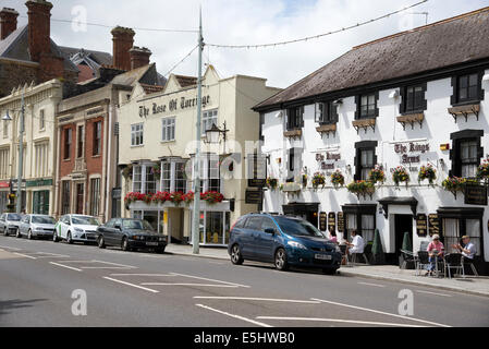 Kings Arms e altre proprietà sulla banchina a Bideford North Devon England Regno Unito Foto Stock