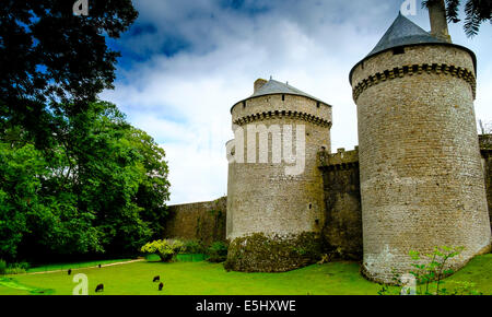 Esterno del chateau a Lassay-les-Chateau, Francia Foto Stock