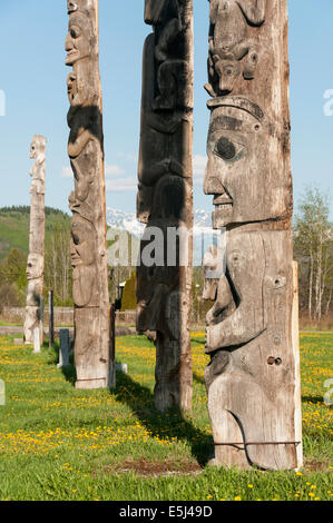Elk203-4172v Canada, British Columbia, Gitwangak, Gitxsan totem Foto Stock