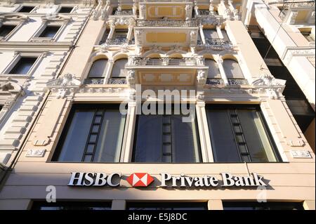 Le banche a Lugano, in Svizzera, quartieri generali della banca HSBC Foto Stock