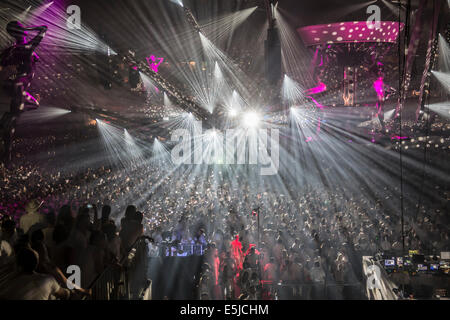 Holland, sensazione. Premiere "Benvenuto all'Pleasuredome' Amsterdam Arena. Il 5 luglio 2014. DJ Martin Garrix. Solo uso editoriale Foto Stock