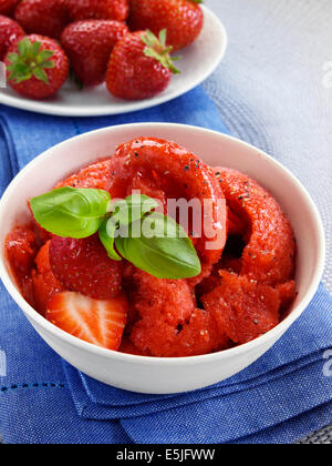 Sorbetto di fragole Foto Stock