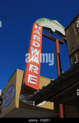 Memorizzare i segni, Lone Pine, California Foto Stock