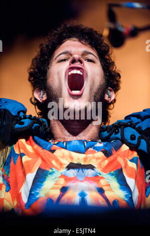 Freiburg, Germania. Il 2 agosto, 2014. Spagna nato electronic music artista Kid Simius (JosŽ Antonio García'a Soler) suona dal vivo al ZMF music festival in Freiburg, Germania. Foto: Miroslav Dakov/ Alamy Live News Foto Stock