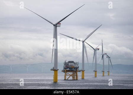 Gwynt y Mor del parco eolico offshore al largo delle coste del Galles del Nord durante la fase di costruzione della primavera 2014 Foto Stock