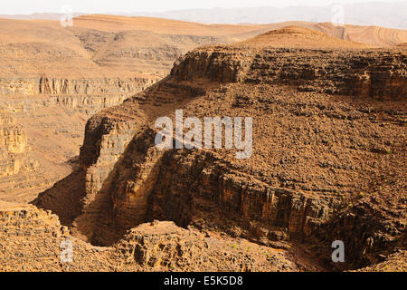 Tiz-n-Tin-Ififft pass,Valle di Draa Fiume,Paolo Street,Travel & fotografo di paesaggio,Sud del Marocco,confina deserto del Sahara Foto Stock