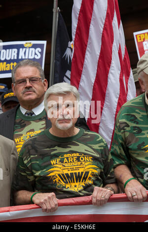 Pittsburgh, Pennsylvania - Cecil Roberts, presidente dei minatori uniti d'America. Foto Stock