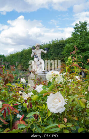 Jardin du Palais Royale Parigi Francia Foto Stock