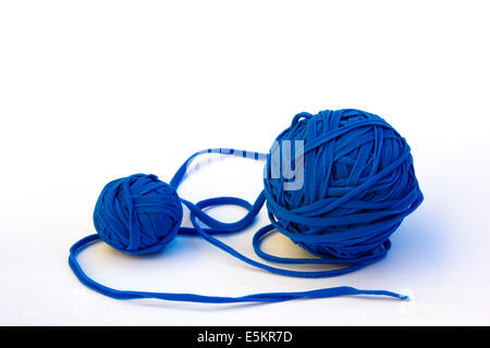 Blu crochet riciclata sfere Foto Stock