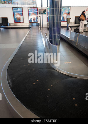 I bagagli dei passeggeri giostra a Ponta Delgada aeroporto,S.Miguel Island,le Azzorre Foto Stock