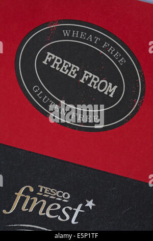 Frumento libero esente da glutine simbolo informazioni logo sulla confezione di Tesco Finest cookie Foto Stock