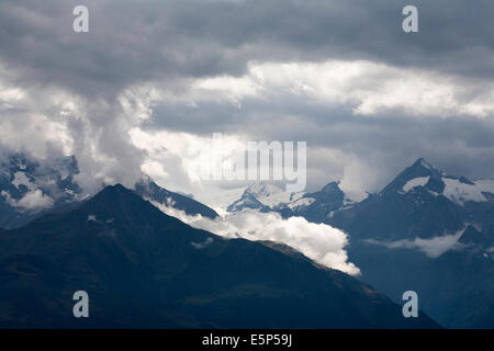 L'Hoher Tenn e Grosses Weisbachhorn e il sopra di Kitzsteinhorn Kaprun Zell am See salisburghese Austria Foto Stock