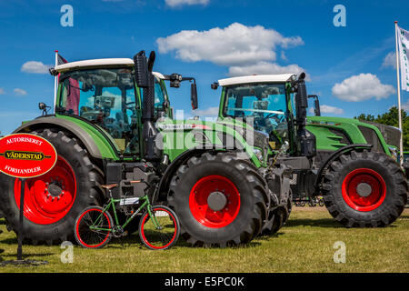 Visualizzazione delle apparecchiature agricole, spettacolo agricolo, i trattori Fendt, Funen spettacolo agricolo, Odense, Danimarca Foto Stock