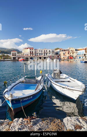Il vecchio porto veneziano, Rethymno (Rethymnon), Creta, Isole Greche, Grecia, Europa Foto Stock