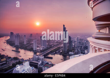 Vista la Bangkok da 59 piano dell'Lebua State Tower. Foto Stock