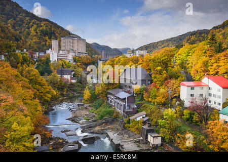 Jozankei, Hokkaido, Giappone nella stagione autunnale. Foto Stock