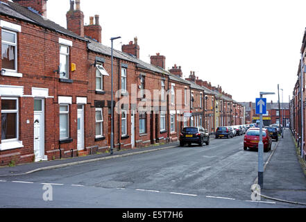 Strada a schiera in st.helens, lancashire Foto Stock