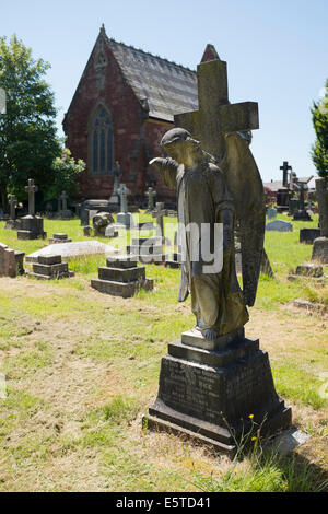 Tombe al Cimitero Maggiore di Exeter, England, Regno Unito Foto Stock