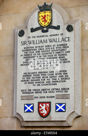 William Wallace Memorial vicino al punto in cui Wallace è stata eseguita nel 1305, Smithfield, London, England, Regno Unito, Europa Foto Stock