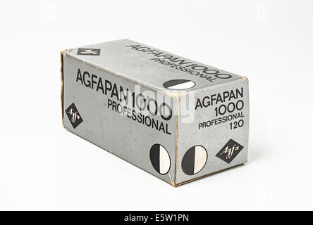 Un rotolo confezionato di 120 Agfapan 1000 - Alta velocità 1000 ASA film datato 1970 Foto Stock