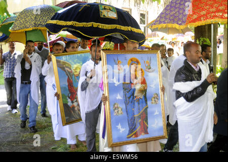 Milano (Italia), la celebrazione per la Natività della Madonna nella chiesa ortodossa della comunità Eritrea Foto Stock