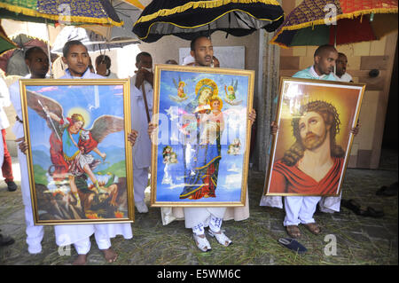 Milano (Italia), la celebrazione per la Natività della Madonna nella chiesa ortodossa della comunità Eritrea Foto Stock