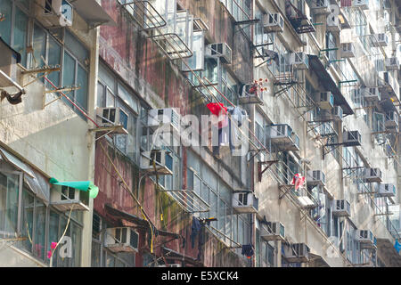 Cupo Edificio di appartamenti in Chun Yeung Street, Hong Kong. Foto Stock