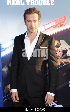 Los Angeles, California, USA. Il 7 agosto, 2014. James D'Arcy frequentando il Los Angeles Premiere di ''cerchiamo di essere poliziotti'' tenuto presso il Dome Glossari Affini in Hollywood, la California il 7 agosto 2014. 2014 Credit: D. lunga/Globe foto/ZUMA filo/Alamy Live News Foto Stock