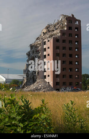 Detroit, Michigan - demolizione del pubblico Brewster-Douglass progetti di edilizia abitativa. Foto Stock