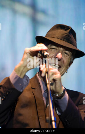 Cantautore Leonard Cohen rivestimento padiglione Big Chill festival 2009, Eastnor Castle vicino a Ledbury, Herefordshire, Regno Unito Foto Stock