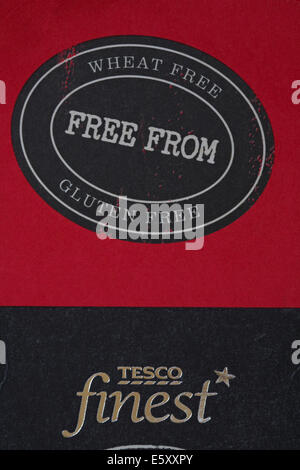 Frumento libero esente da glutine simbolo informazioni logo sulla confezione di Tesco Finest cookie Foto Stock