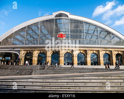Stazione ferroviaria di Lime Street, Liverpool Foto Stock