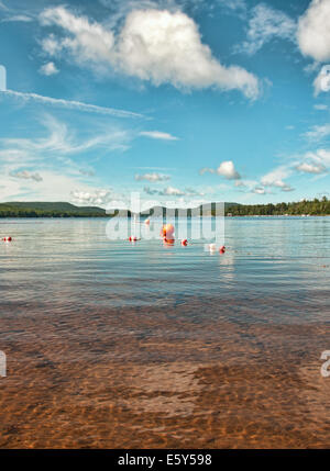 Speculatore spiaggia sul Lago Pleasant in speculatore, New York Foto Stock