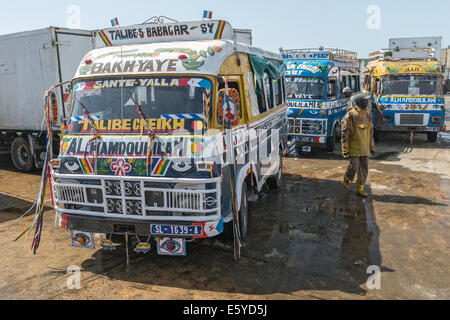 Trasporto locale, Langue de Barbarie, St Louis, Senegal Foto Stock