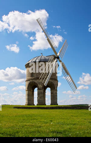 In prossimità dell'antico mulino a vento Chesterton, Warwickshire, Regno Unito. Foto Stock