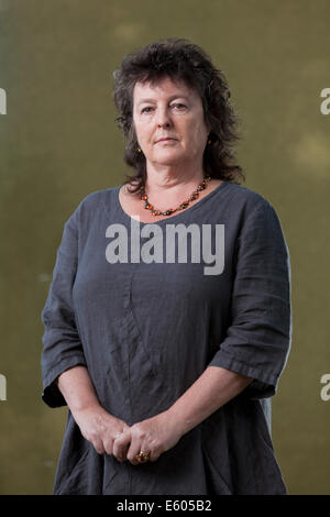 Carol Ann Duffy, Gran Bretagna la prima donna poeta laureato che compaiono all'Edinburgh International Book Festival, 2014, in apertura di giornata. Edimburgo, Scozia, Regno Unito. 9 agosto 2014 Foto Stock